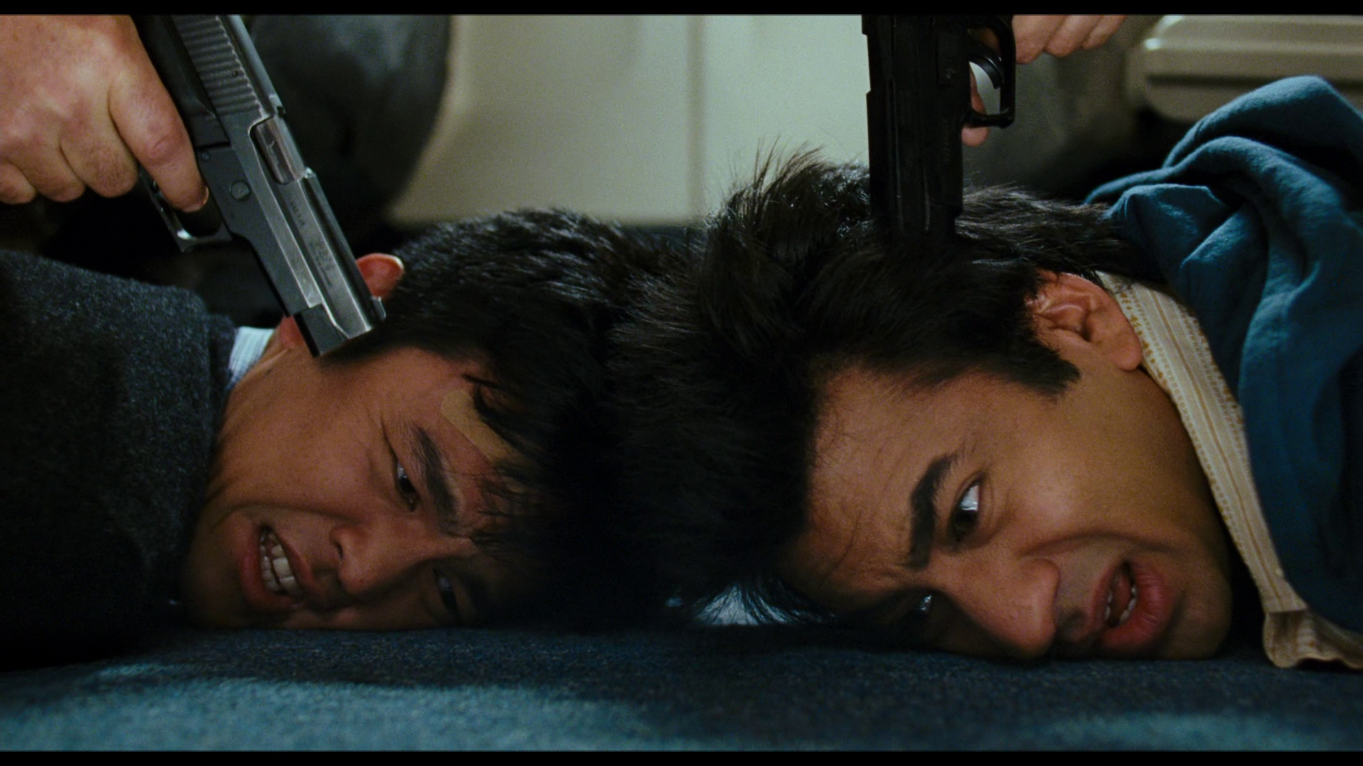 [猪头逛大街2].Harold.&.Kumar.2.Escape.From.Guantanamo.Bay.2008.BluRay.1080p.VC-1.DTS-HD.MA.7.1-NoGroup     45.45G9 b+ f  [7 t0 O6 Q* W& M-4.png