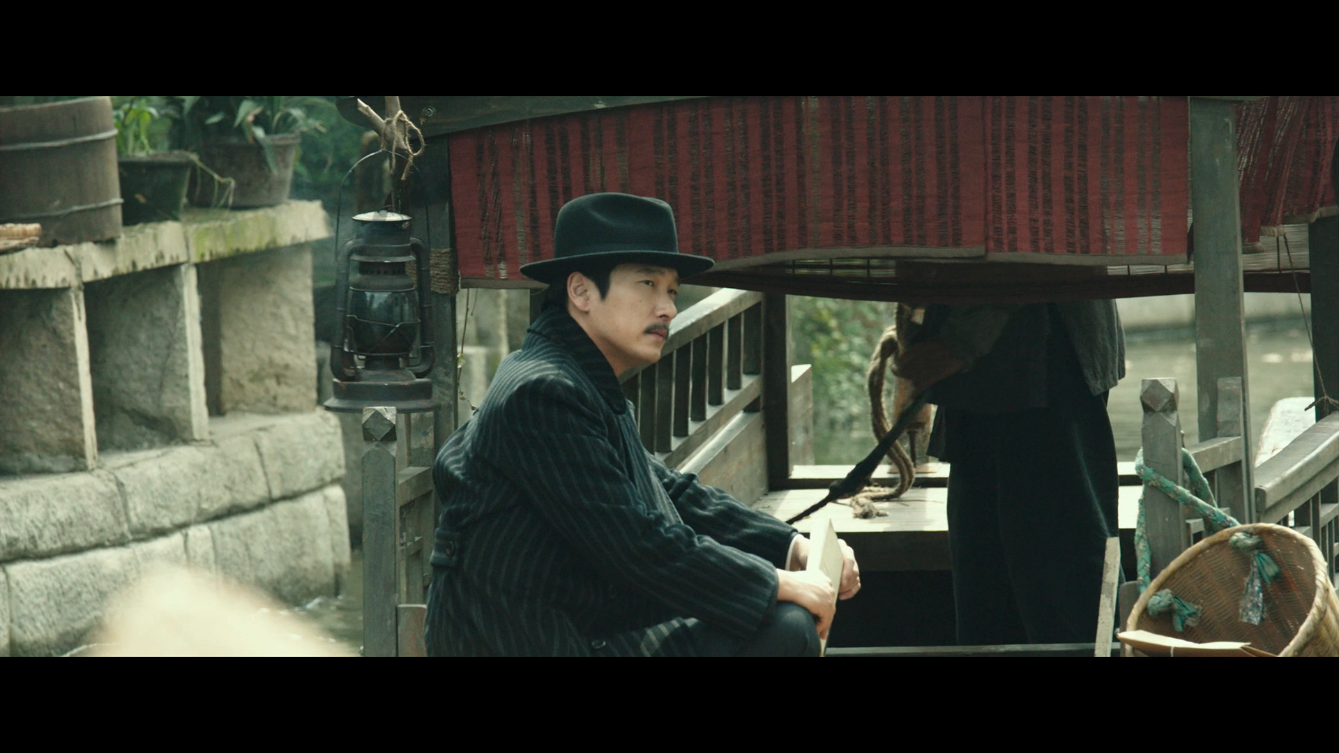 [暗杀].Assassination.2015.KOR.BluRay.1080p.AVC.DTS-HD.MA.5.1-ARiN     32.09G-8.png