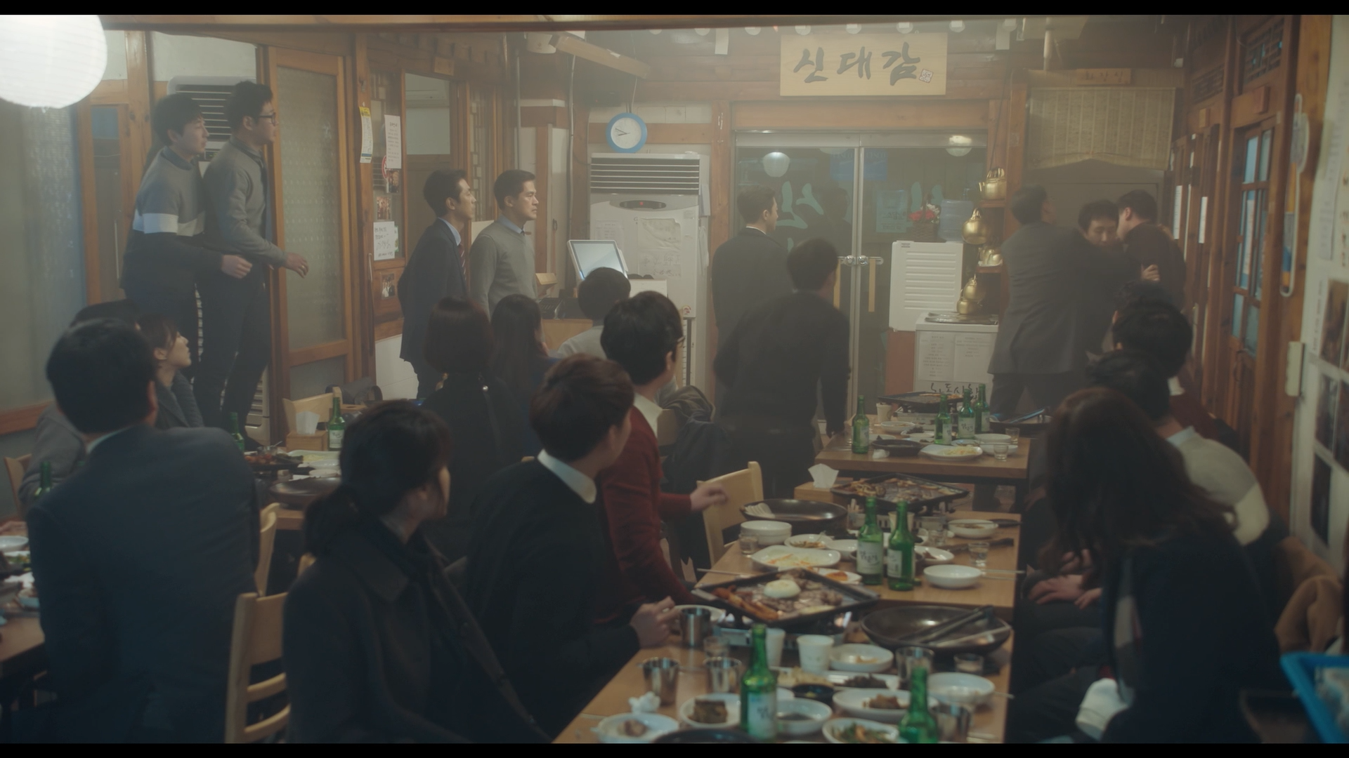 [我的大叔].My.Mister.S01D01.2018.KOR.BluRay.1080p.AVC.LPCM.2.0-HDAsia     34.05G4 N8 U- Y0 i8 C-8.png