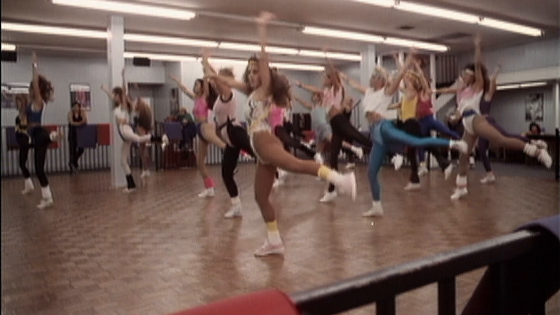 [杀手的锻炼].Killer.Workout.1987.BluRay.1080i.AVC.DD.2.0-OLDHAM     29.3G-5.png