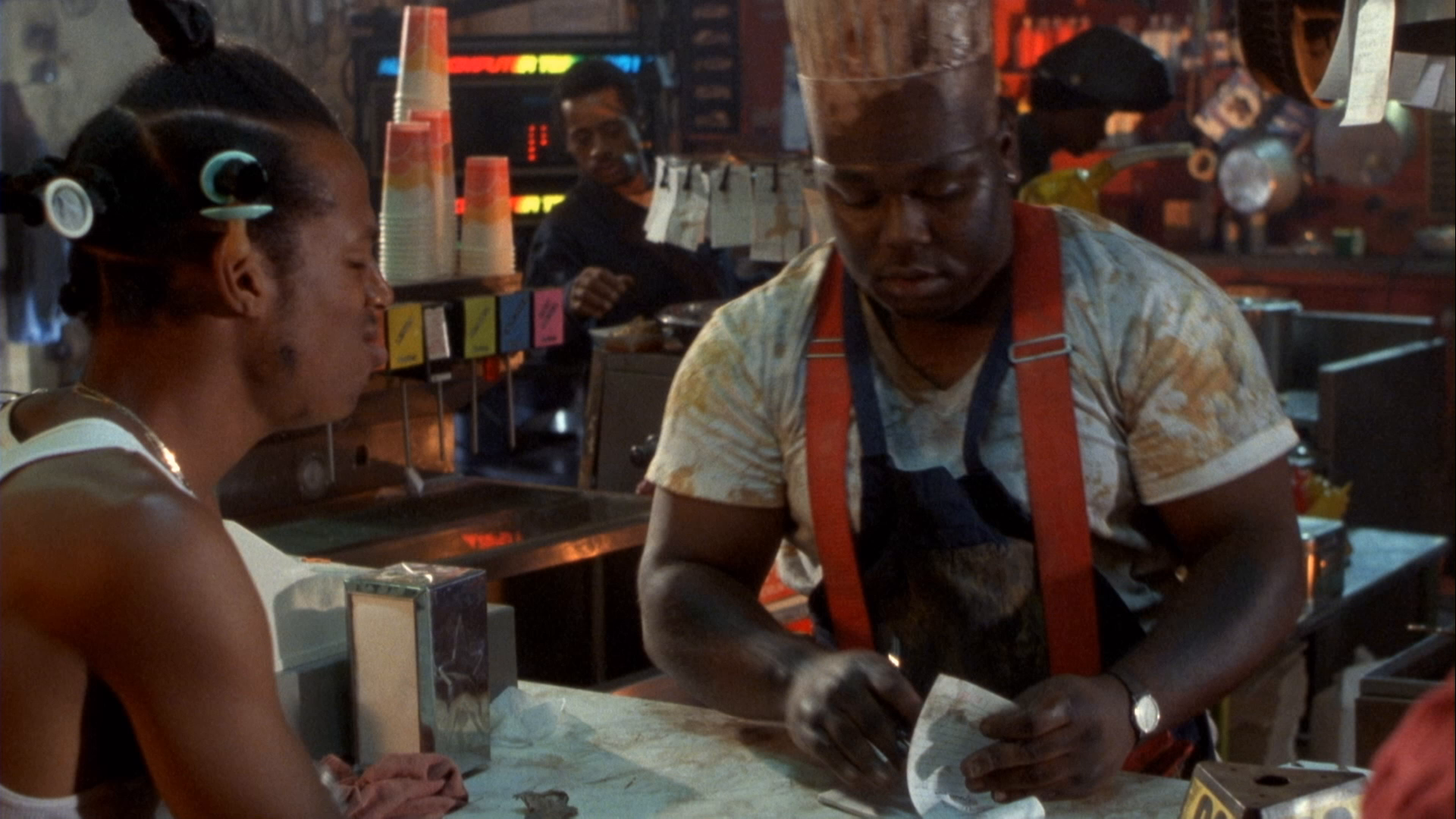 [笑枪走火].Don't.Be.a.Menace.to.South.Central.While.Drinking.Your.Juice.in.the.Hood.1996.BluRay.1080p.AVC.DTS-HD.MA.5.1-NoGroup     23.85G+ v( P- X2 Q. ^& N1 a" c-5.png