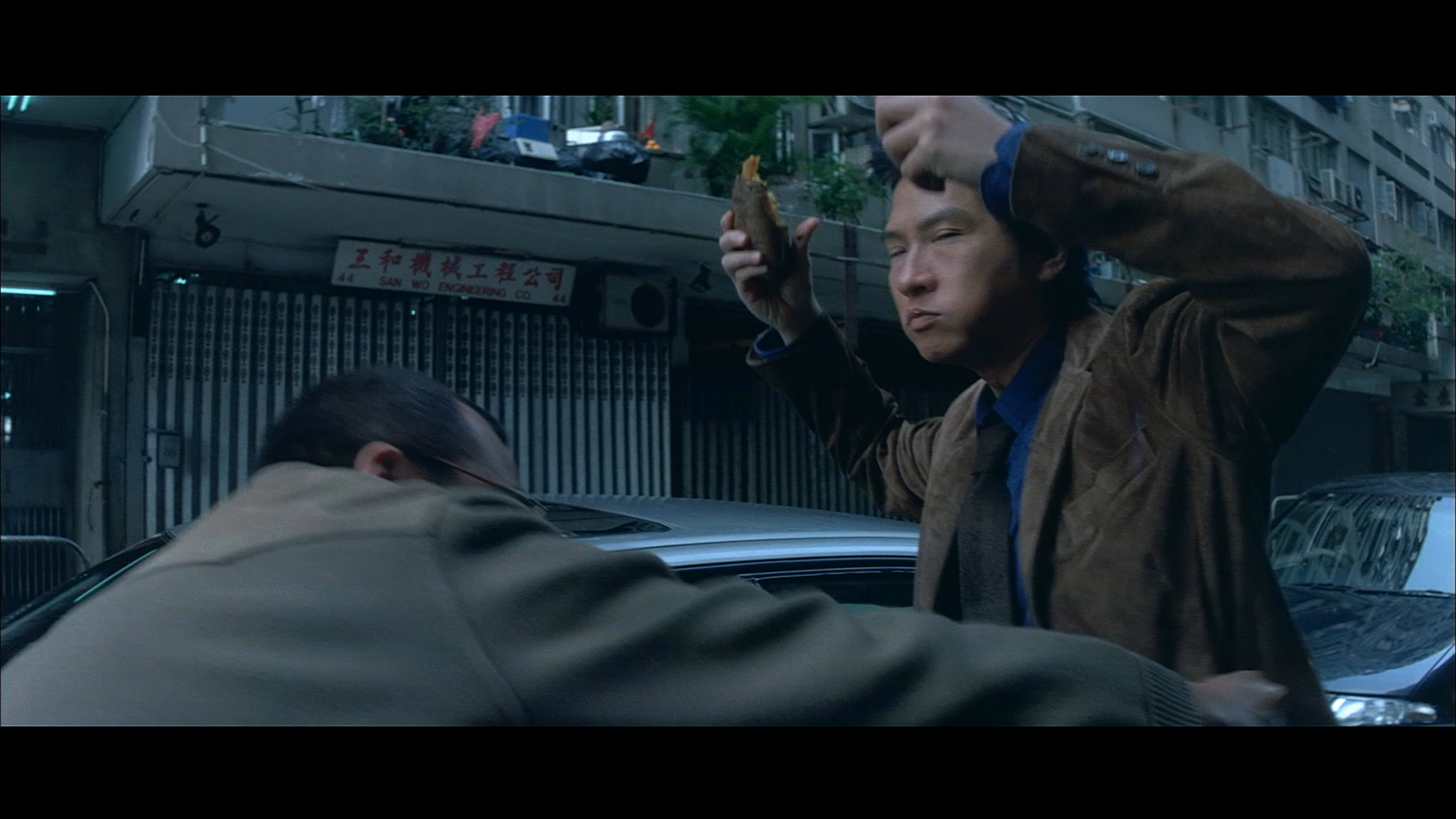 [大事件].Breaking.News.2004.BluRay.1080p.AVC.TrueHD.7.1-OTH      20.81G-5.png