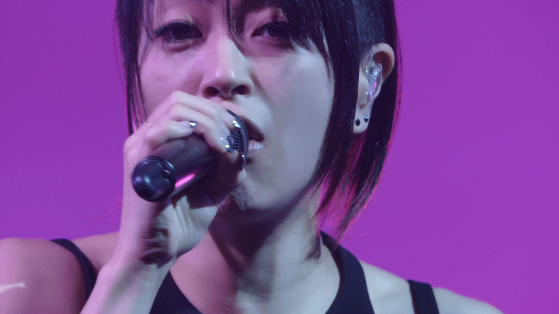 [宇多田光演唱会].Hikaru.Utada.Laughter.in.the.Dark.Tour.2018.BluRay.1080i.AVC.LPCM.2.0-NoGroup     43.81G-21.png