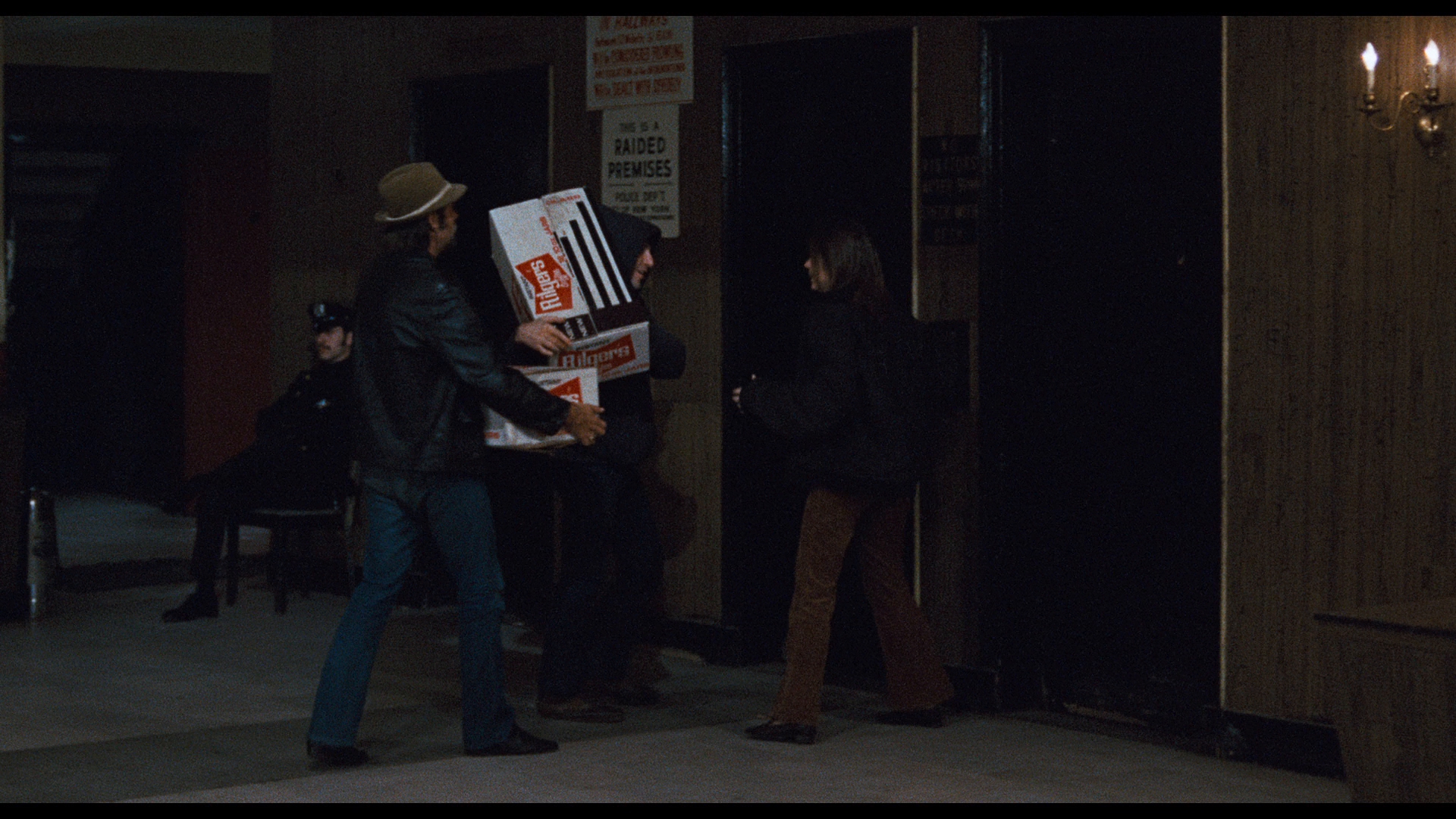 [毒海鸳鸯].The.Panic.in.Needle.Park.1971.GBR.BluRay.1080p.AVC.LPCM.1.0-ASD87@HDSky      43.7G-12.jpg