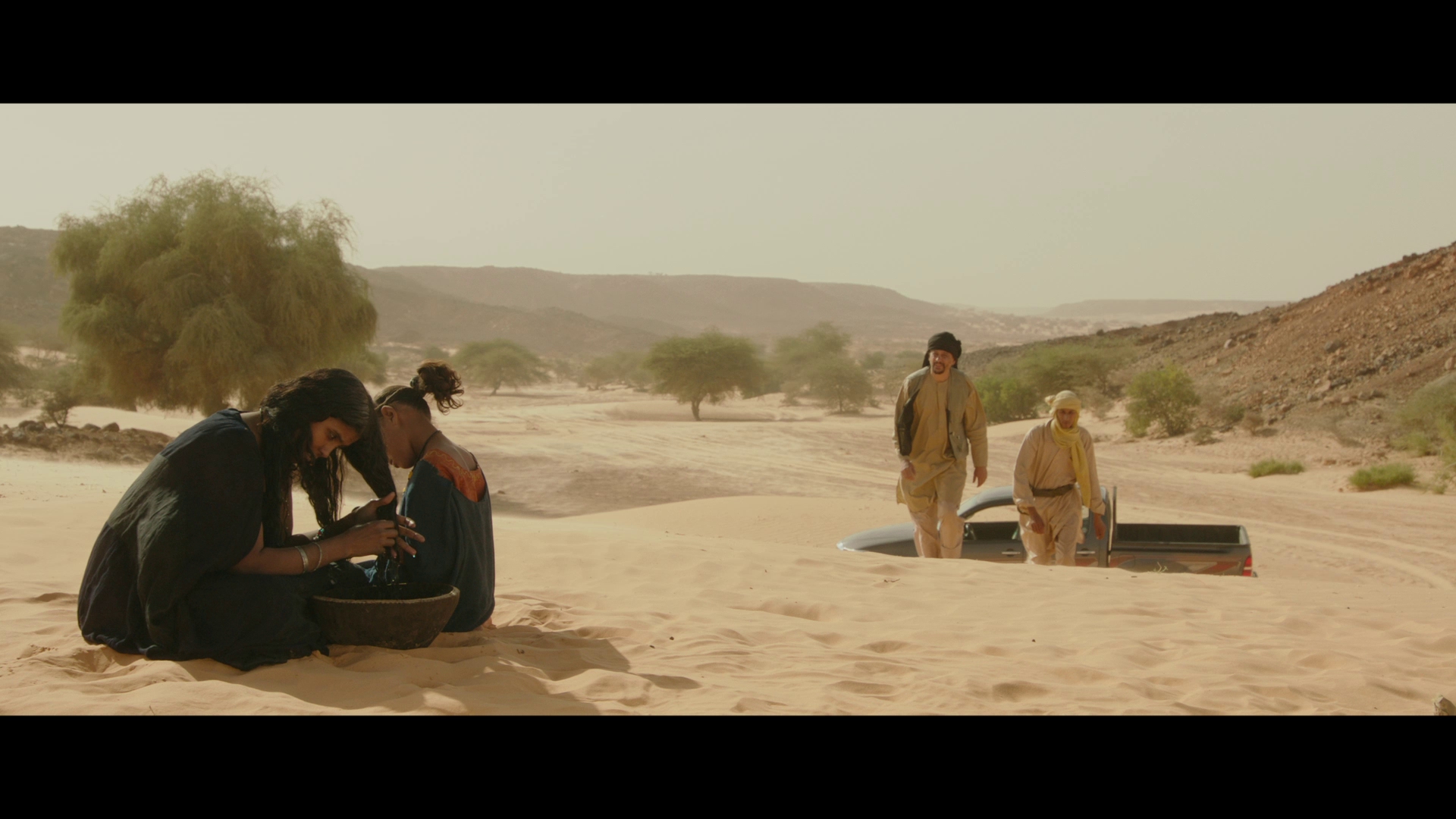 [廷巴克图].Timbuktu.2014.BluRay.1080p.AVC.DTS-HD.MA.5.1-Pete@HDSky     34.43G-6.jpg