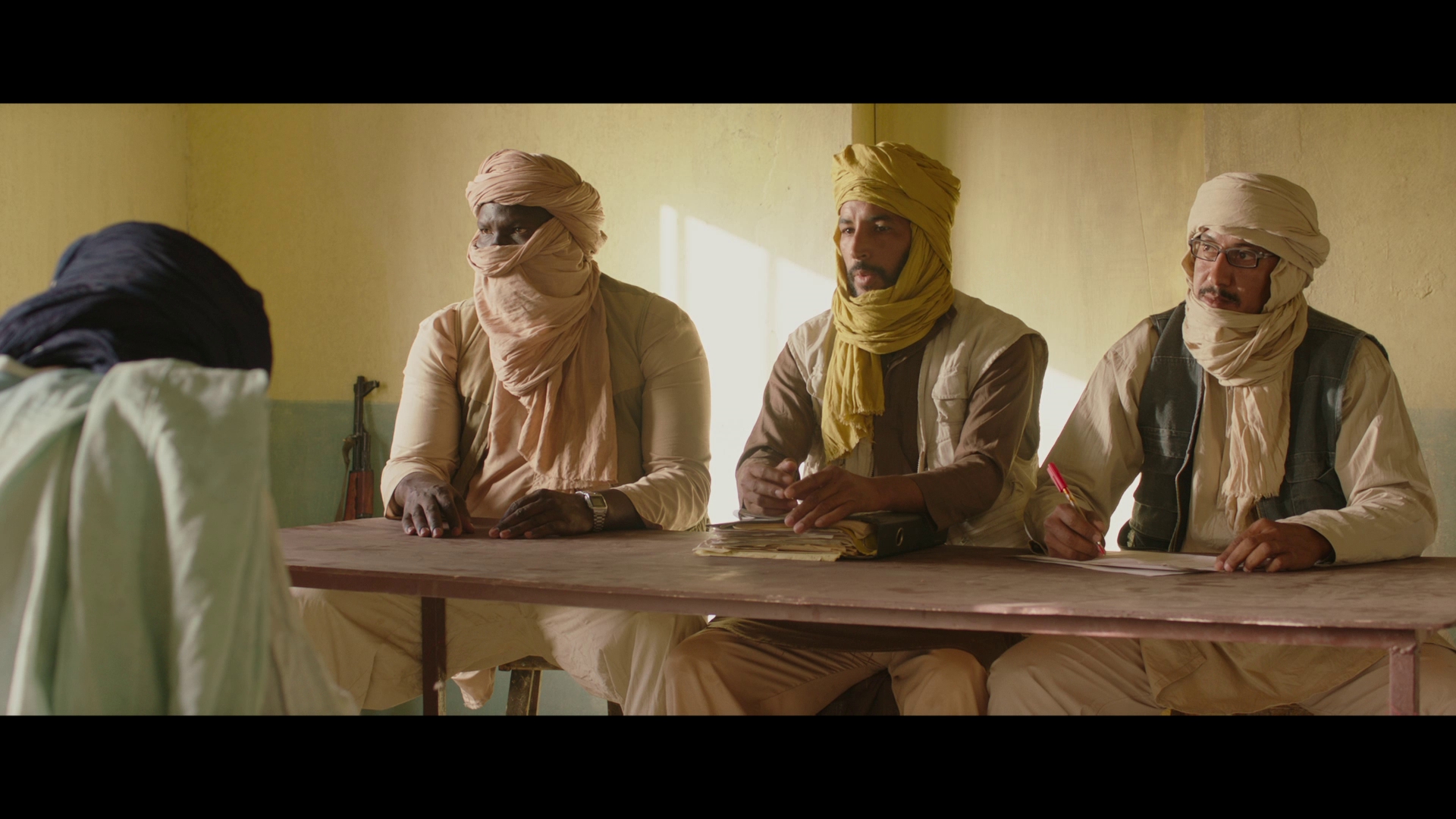 [廷巴克图].Timbuktu.2014.BluRay.1080p.AVC.DTS-HD.MA.5.1-Pete@HDSky     34.43G-10.jpg