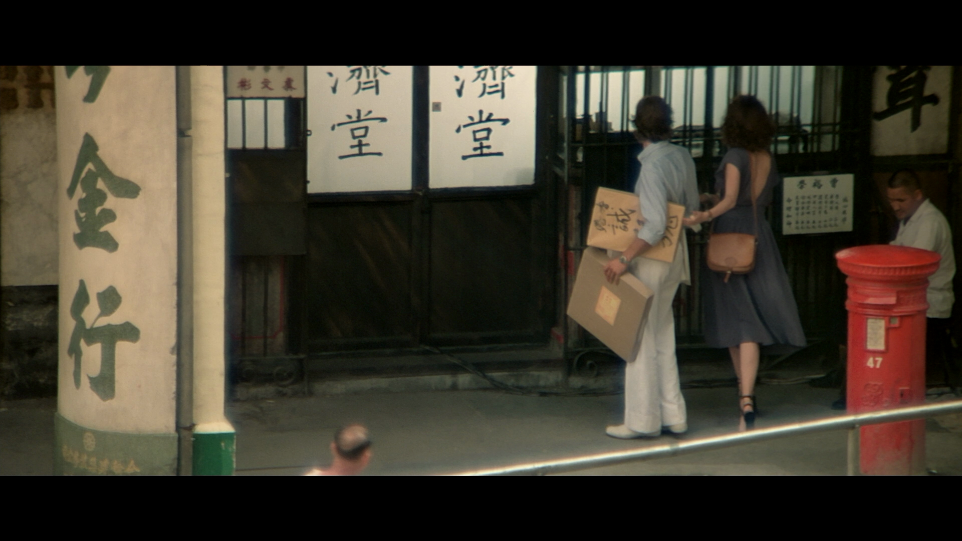 [艾曼纽2].Emmanuelle.2.1975.BluRay.1080p.AVC.DTS-HD.MA.2.0-F13@HDSpace     18.39G-7.png