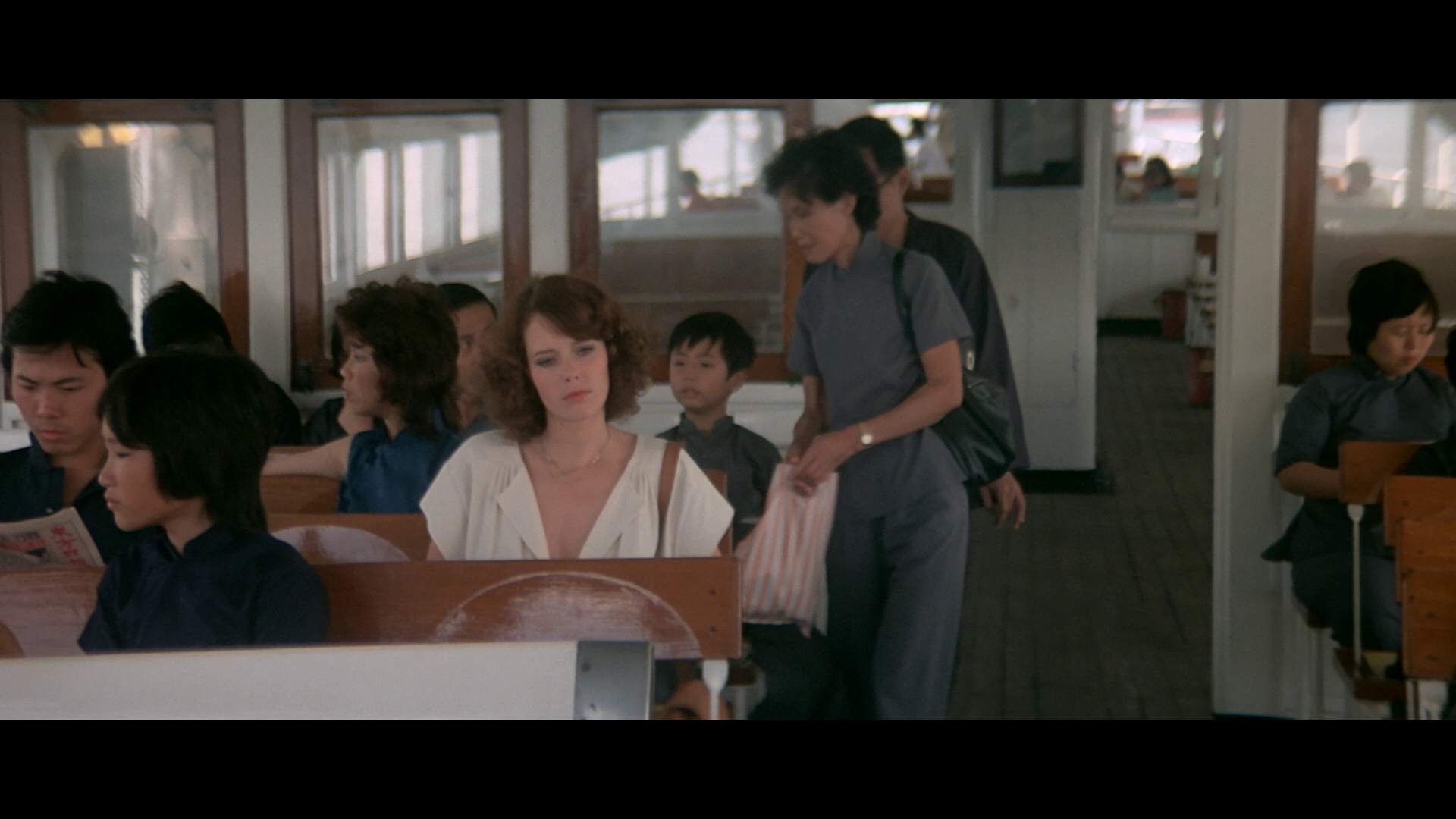 [艾曼纽2].Emmanuelle.2.1975.BluRay.1080p.AVC.DTS-HD.MA.2.0-F13@HDSpace     18.39G-15.jpg