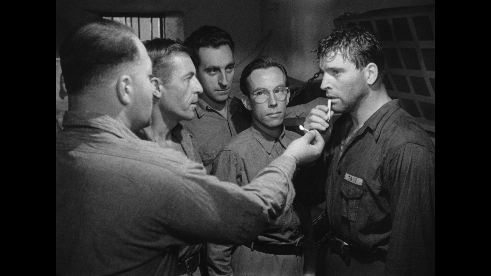 [血溅虎头门].Brute.Force.1947.CC.BluRay.1080p.AVC.LPCM.1.0-rmHD     37.59G-10.jpg