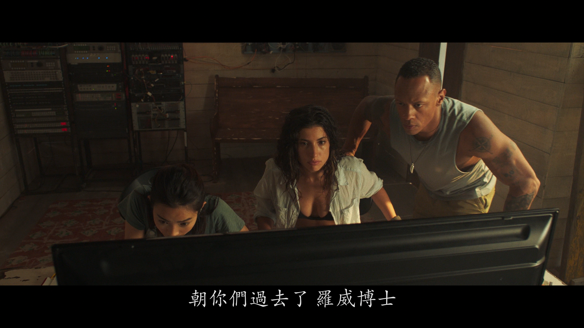 [ 深海狂鲨3  ] [DIY简繁/双语 画面内外八字幕]  Deep Blue Sea 3 2020 1080p Blu-ray AVC DTS-HD MA 5.1-WindRises@OurBits    [18.36 GB]-10.png