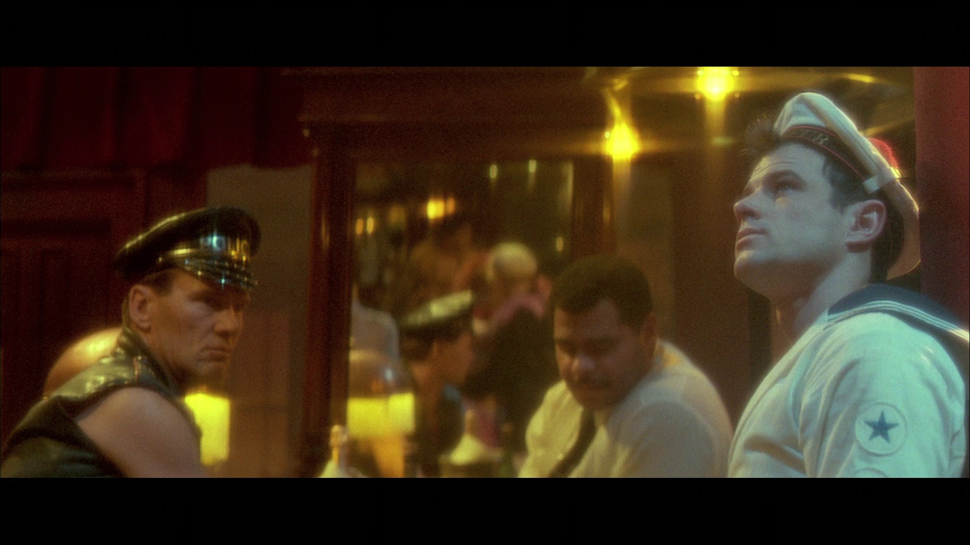 [雾港水手].Querelle.1982.BluRay.1080p.AVC.LPCM.2.0-F13@HDSpace     32.59G-16.jpg